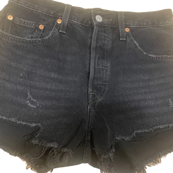 Levi’s Women’s Shorts 501 Black Denim Cutoffs Sz 28 Button Fly High Rise - Picture 3 of 10